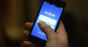 facebook-on-mobile